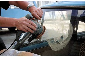 Как отполировать стекло в автомобиле своими руками